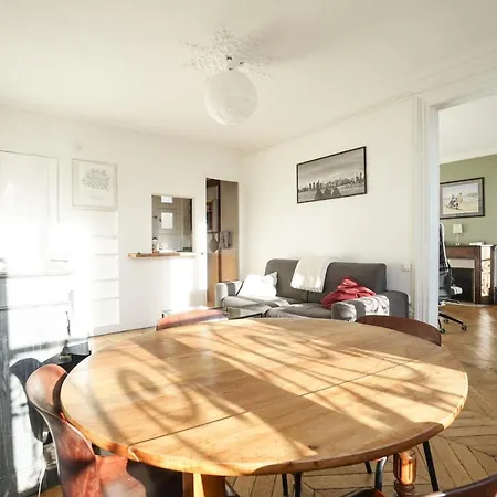 Luminous Appt With View - Grands Boulevards *