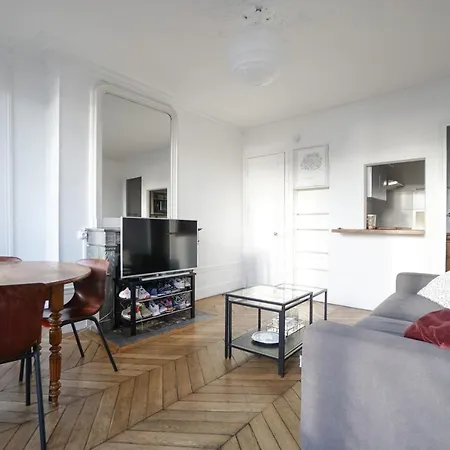 Apartment Luminous Appt With View - Grands Boulevards