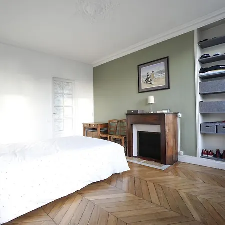 Luminous Appt With View - Grands Boulevards Apartment Paris